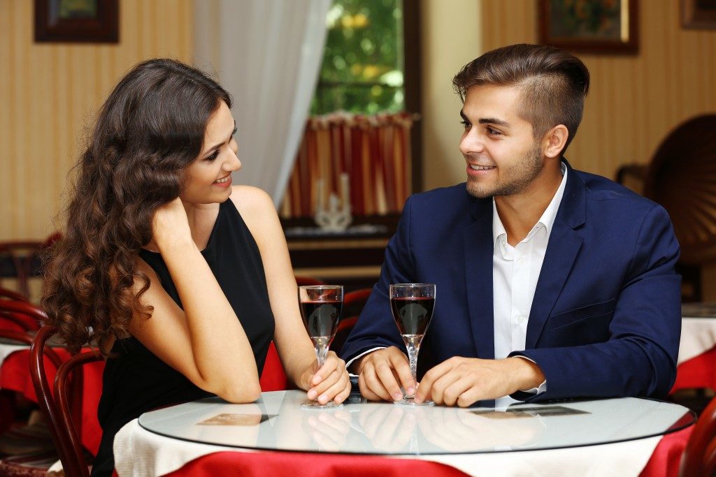 flirting on a date
