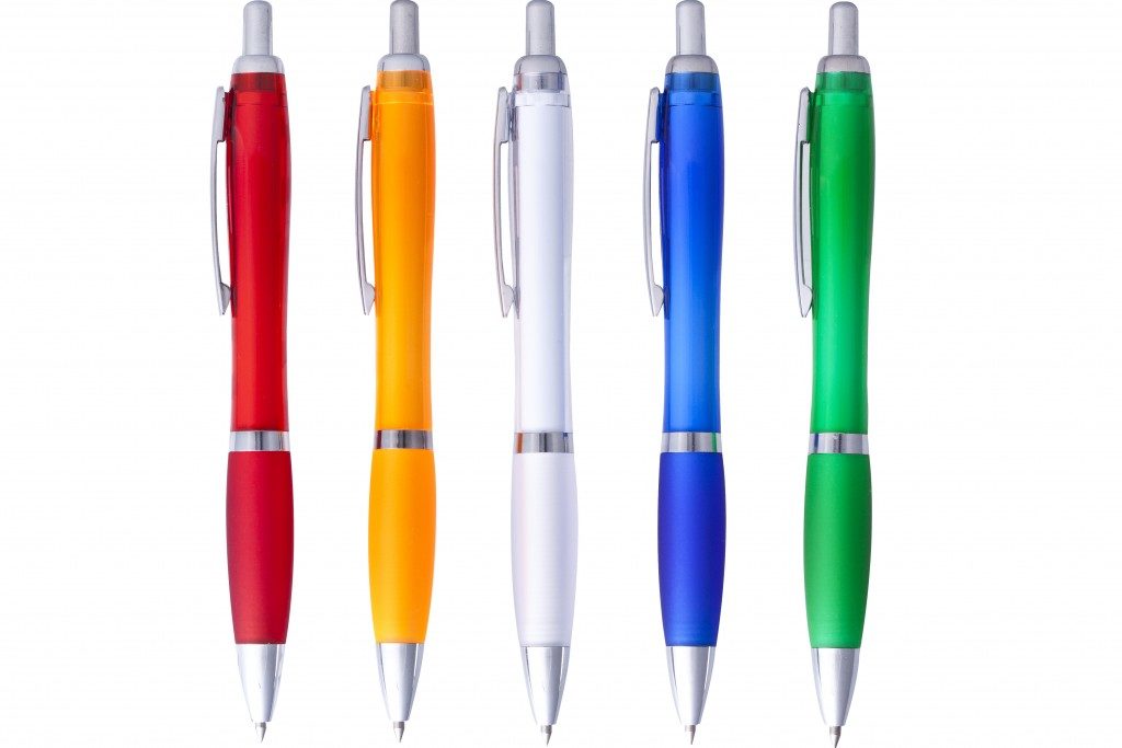 different colored pens
